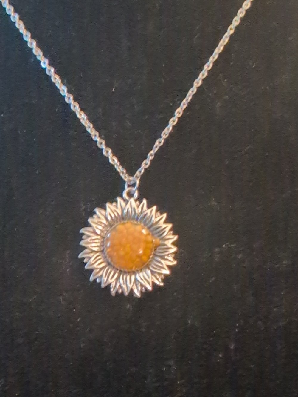 New Delicate Silver Sunflower Necklace